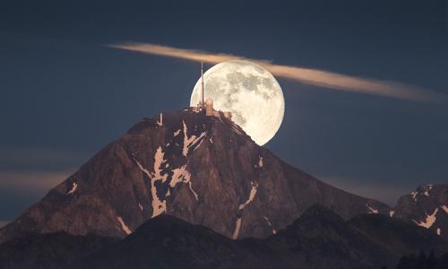 La Lune et le Pic